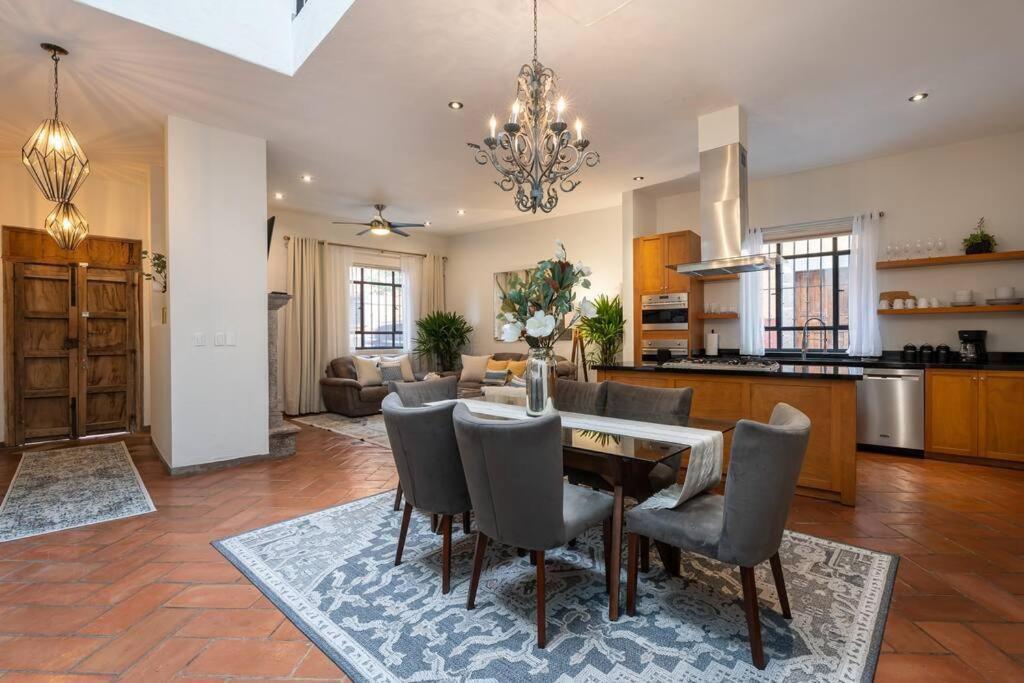 Elegant 3Br Home With Rooftop & Grill In Centro San Miguel San Miguel de Allende Ngoại thất bức ảnh